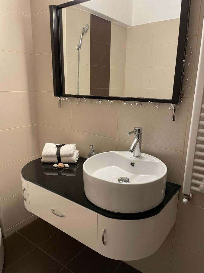 Sea Escape Apartment Mamaia Eksteriør billede